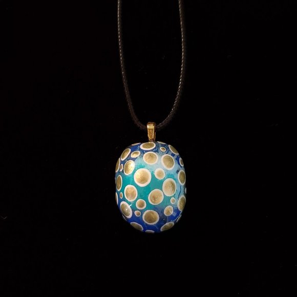 Handpainted Dot Art Pendant - Picture 5 of 10